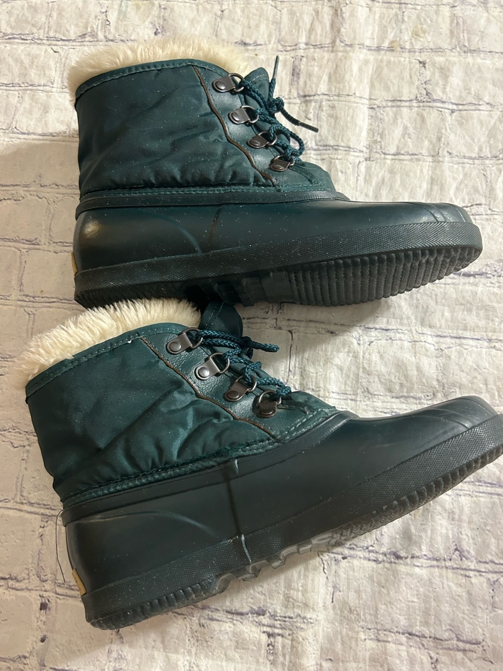 EDDIE BAUER VINTAGE FOREST GREEN WINTER DUCK BOOTS FAUX FUR LINING WATERPROOF 8